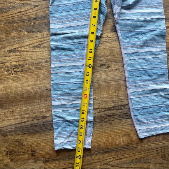 Lululemon Wunder Under Crop III Space Dye Twist Lullaby Ray Women’s Size 6 - Picture 5 of 9